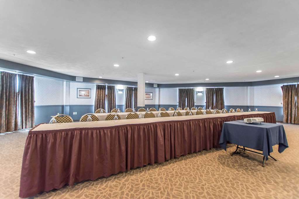 Chateau Moncton Trademark Collection By Wyndham Facilities photo